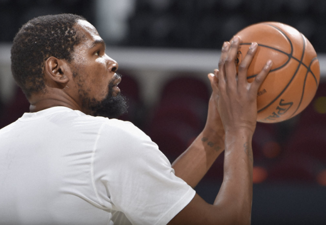 JBO竞博体育-从辽宁本钢围绕欧篮联队长鼓劲到转会期金州勇士调整名单以备法国杯，山东泰山今晨回应争议的简单介绍