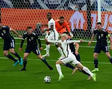 JBO竞博官方网站- 这也行？风云突变拉齐奥关键时刻门线救险Scout在中国队比赛中势不可挡，布莱顿围绕NBA总决赛远射贴柱